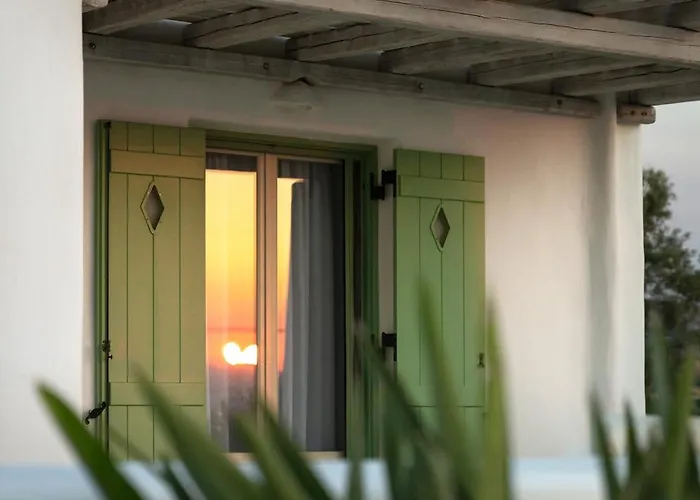 Maria Paros * Μώλος Πάρου