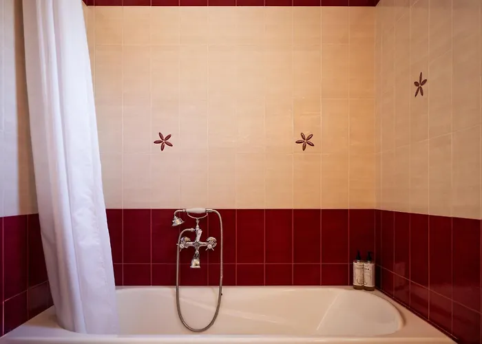 Maria Paros * Μώλος Πάρου