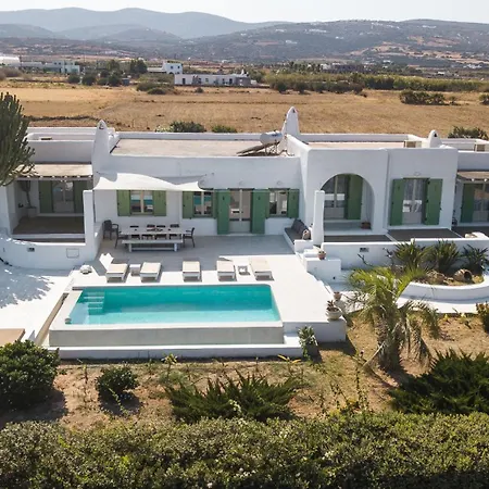 Maria Paros Vila